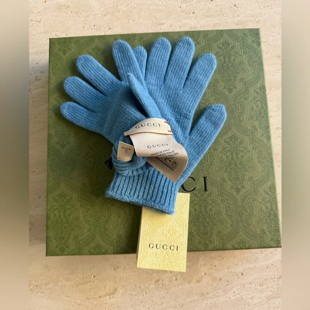 NWT GUCCI KIDS BLUE WOOL GG LOGO GLOVES 🧤💝